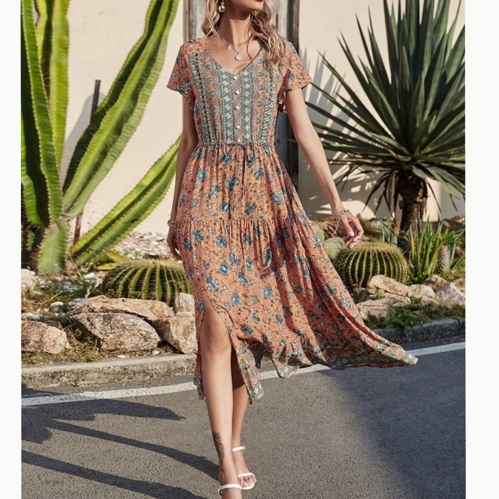 Woman’s Multi Color Boho Midi Dress - Picture 4 of 8